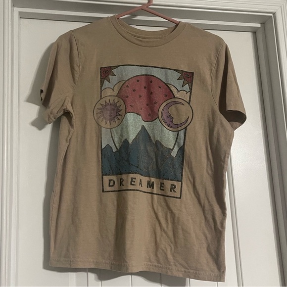 Lee Beige Dreamer Tee with Celestial Print - Picture 1 of 6
